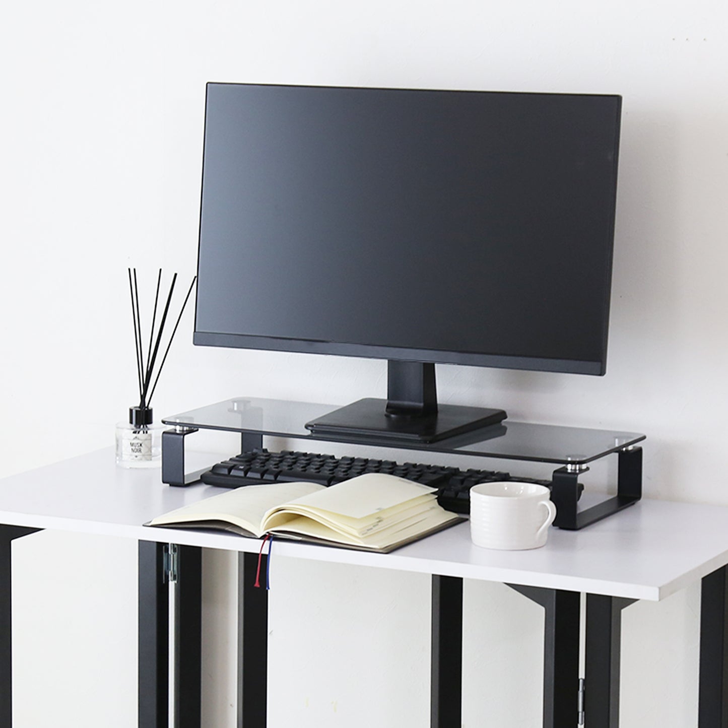 ガラスモニター台 シュート