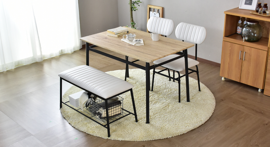 家族にぴったりなダイニングテーブルの選び方とサイズガイド