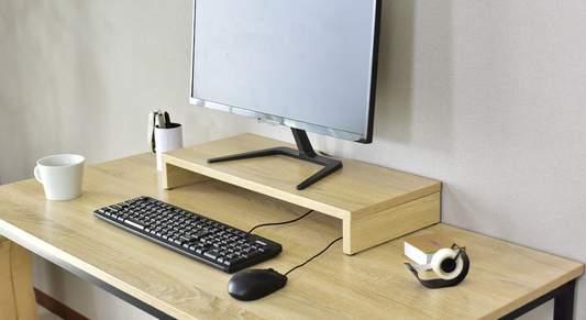 自宅オフィスを快適にするデスク周りインテリアのコツ