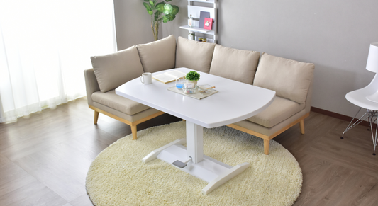 ソファとテーブルのベストバランス！食事に最適な組み合わせ