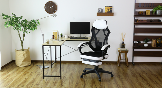首の痛みを軽減するためのデスク環境の見直しポイント