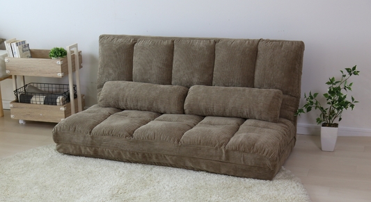 狭いリビングでもおしゃれに！リビングソファの選び方と実例