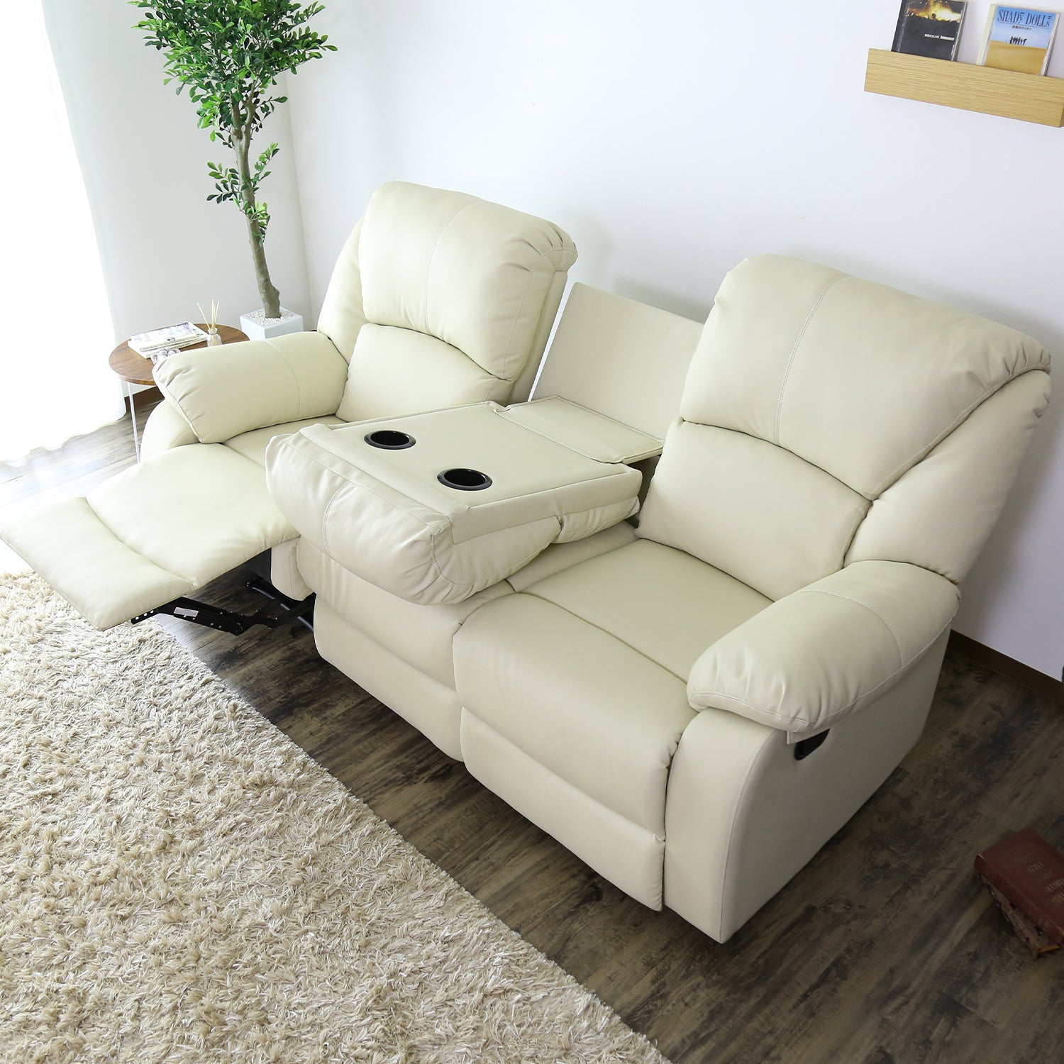 高級感溢れるデザインと贅沢な座り心地｜リクライニングソファ