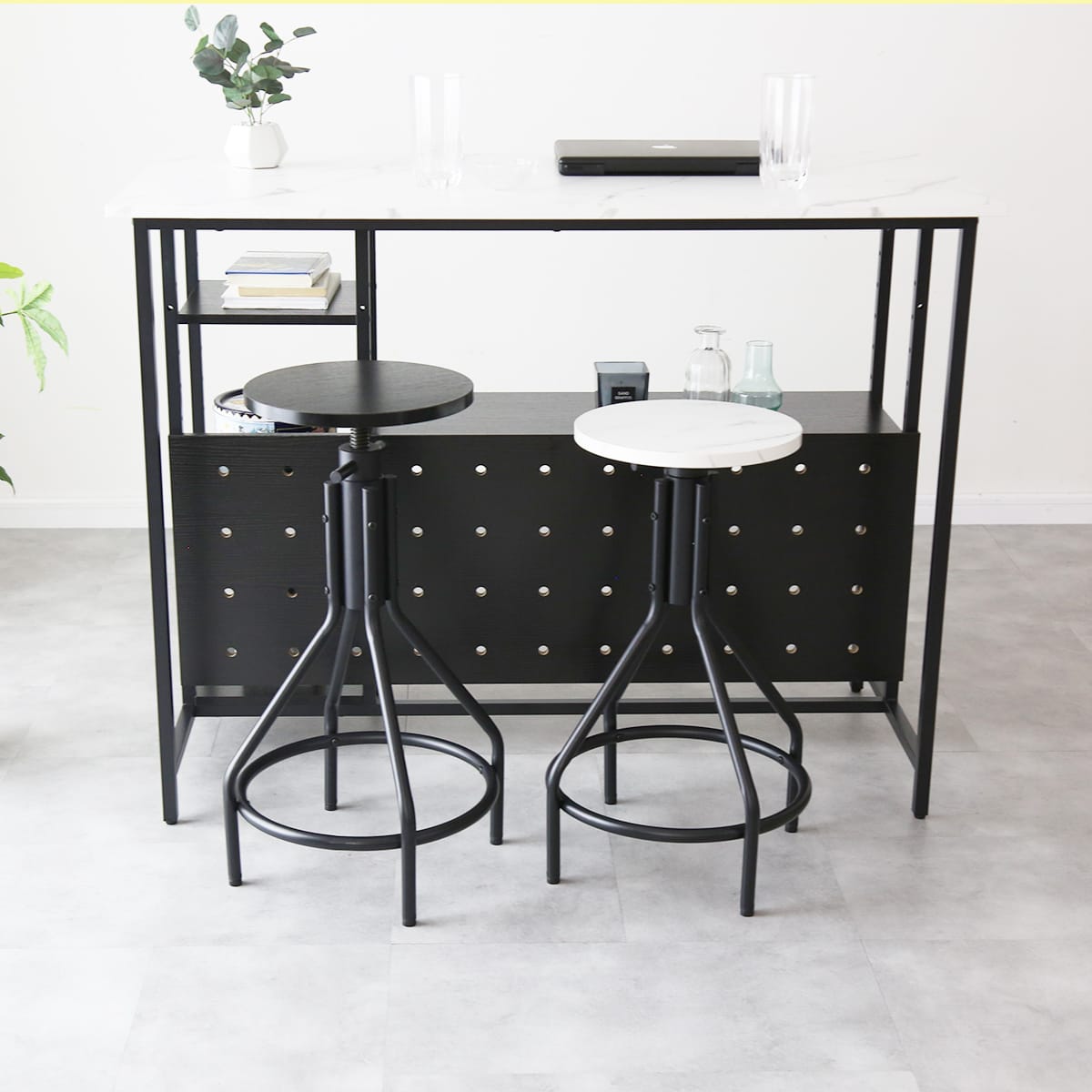 カウンターチェア クルバ